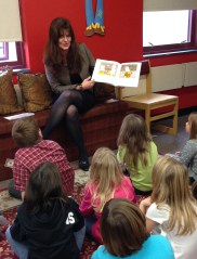 Members participate in Read to Kids program.