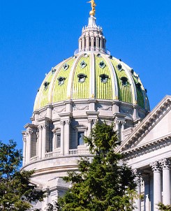 Close up on the dome of the Pennsylvania Capitol